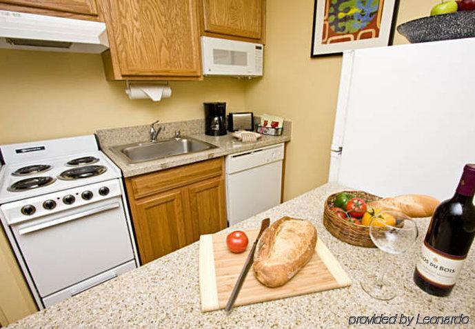 Towneplace Suites Фресно Номер фото